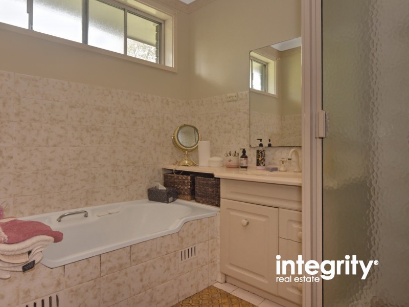 166 Illaroo Road, North Nowra NSW 2541