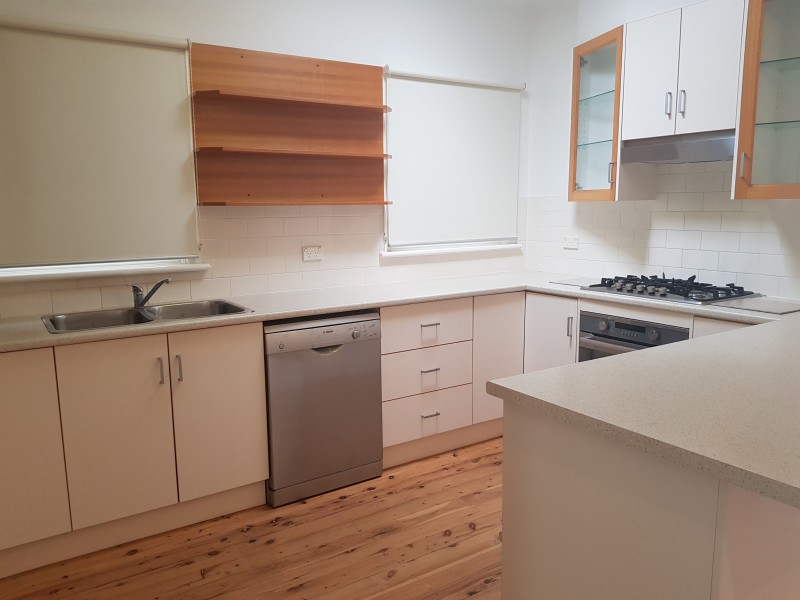 17 Colyer Avenue, Nowra NSW 2541