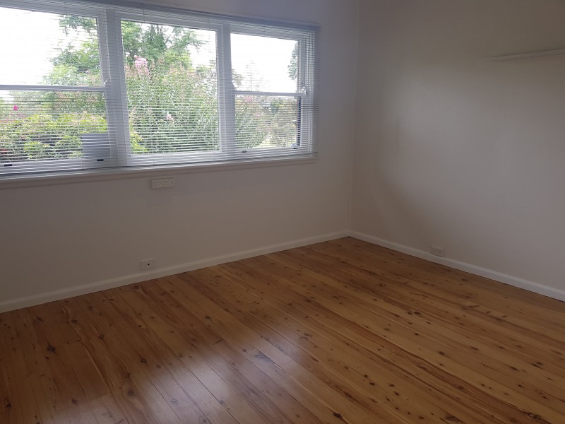 17 Colyer Avenue, Nowra NSW 2541