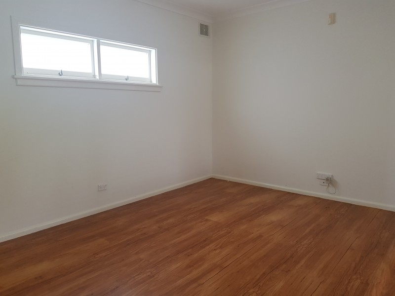 17 Colyer Avenue, Nowra NSW 2541