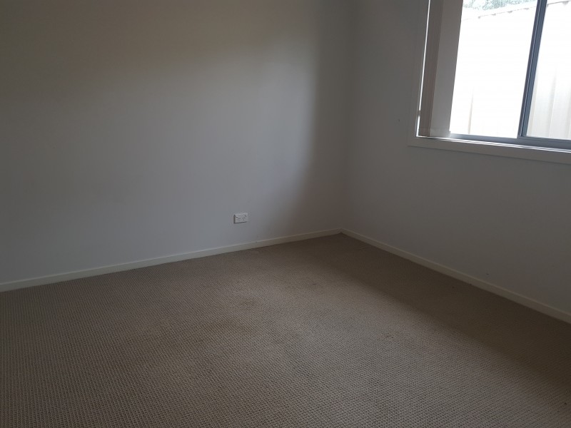 17 Candlebark Close, West Nowra NSW 2541