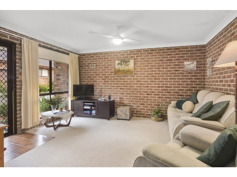 6/5 David Place, Bomaderry NSW 2541