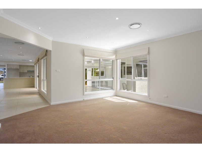 40 Peppermint Drive, Worrigee NSW 2540