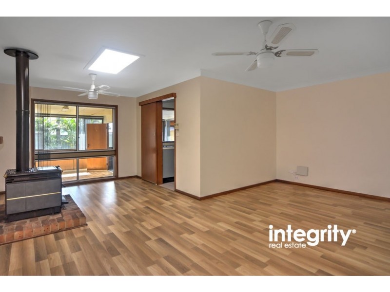 27 Salisbury Drive, Nowra NSW 2541