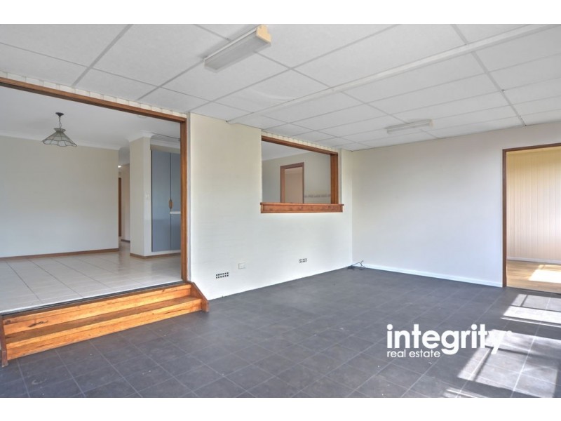 27 Salisbury Drive, Nowra NSW 2541