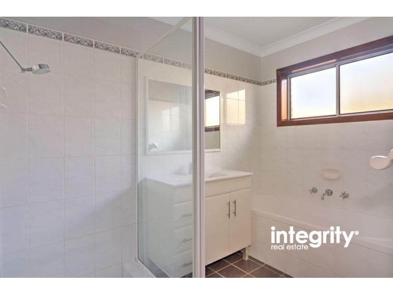 27 Salisbury Drive, Nowra NSW 2541