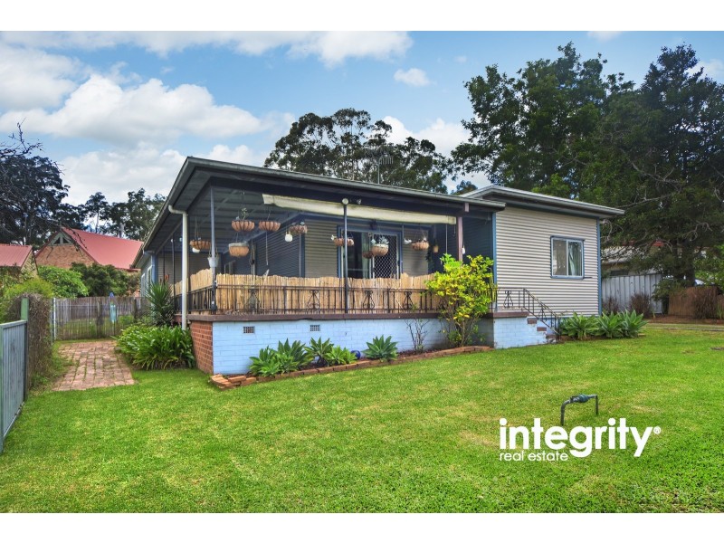 46 Brinawarr Street, Bomaderry NSW 2541
