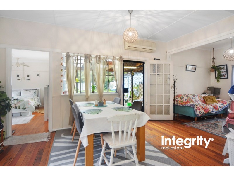 46 Brinawarr Street, Bomaderry NSW 2541