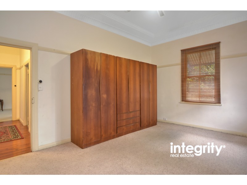 17 Cambewarra Road, Bomaderry NSW 2541