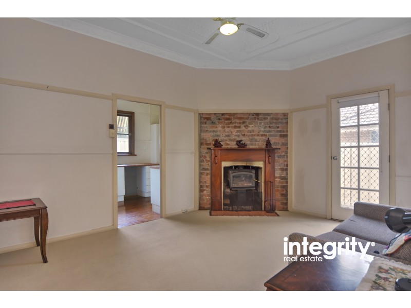 17 Cambewarra Road, Bomaderry NSW 2541