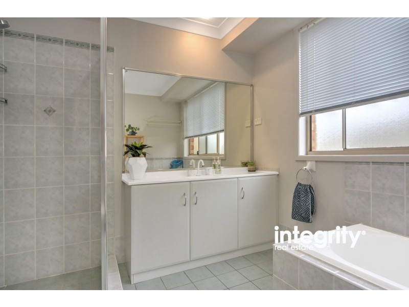 35 Peppermint Drive, Worrigee NSW 2540