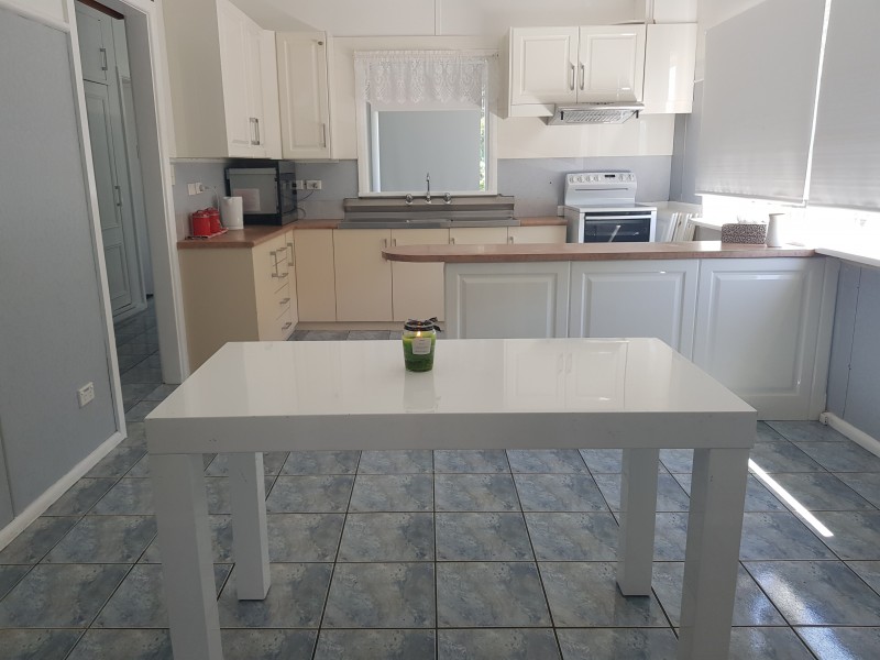 37 Albatross Road, Nowra NSW 2541