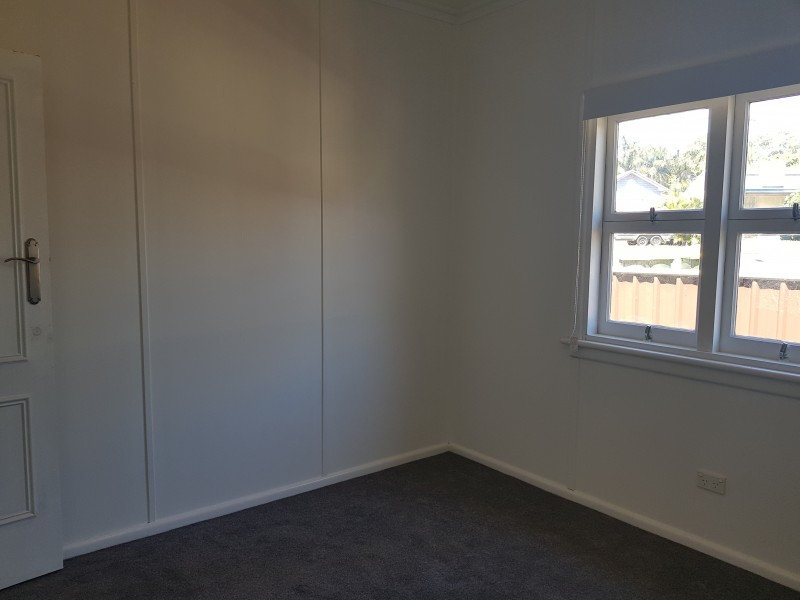 37 Albatross Road, Nowra NSW 2541