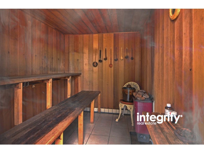 4 Tobin Close, North Nowra NSW 2541