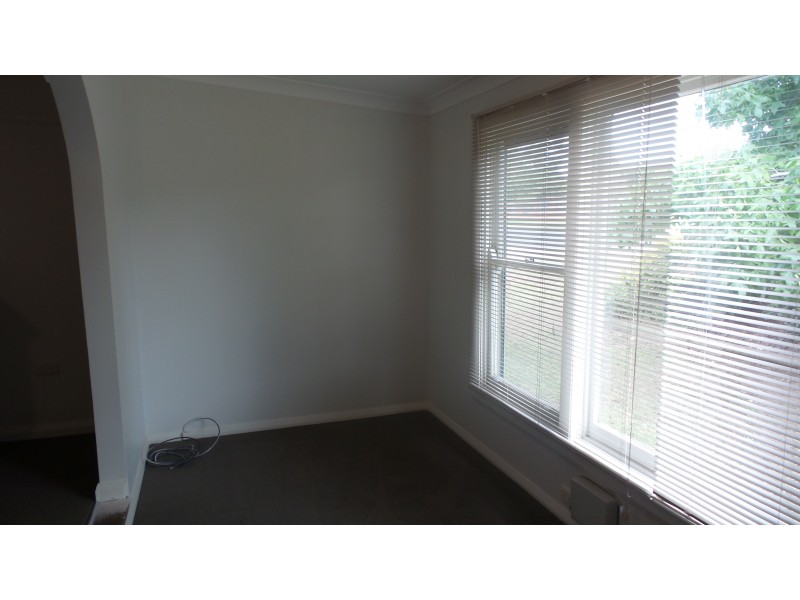 10 Dalwah Street, Bomaderry NSW 2541