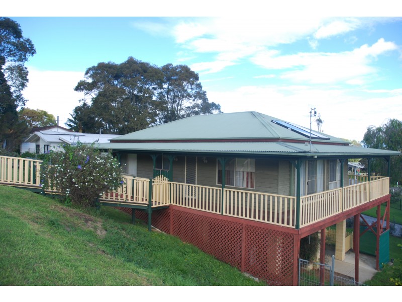 1 Berrellan Street, Greenwell Point NSW 2540