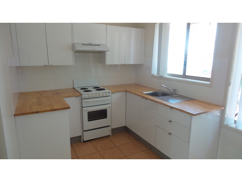 74a Bunberra Street, Bomaderry NSW 2541