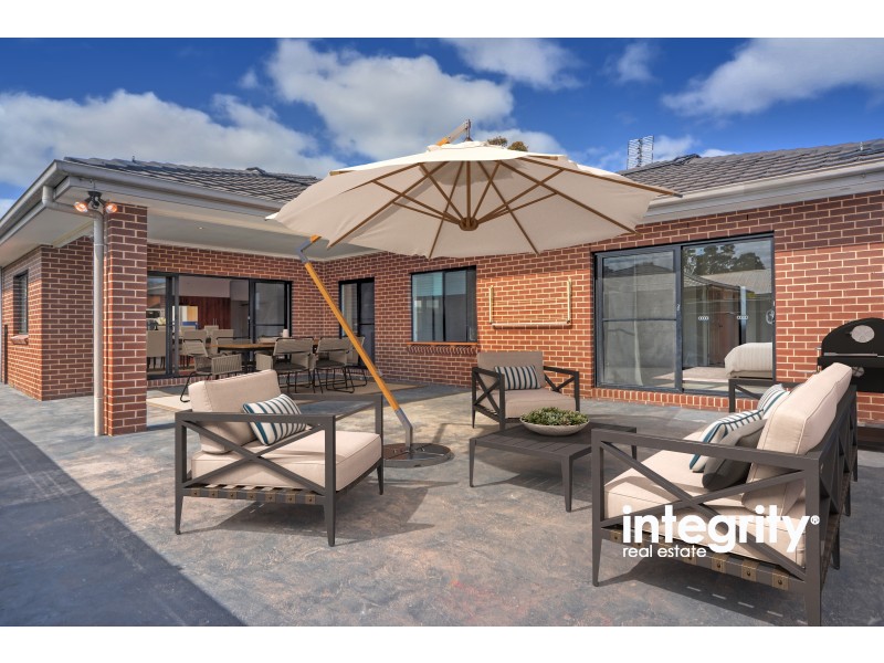 4 Hanover Close, South Nowra NSW 2541