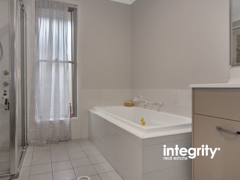 47 McKay Street, Nowra NSW 2541