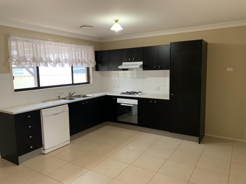 1 Ebony Link, Worrigee NSW 2540