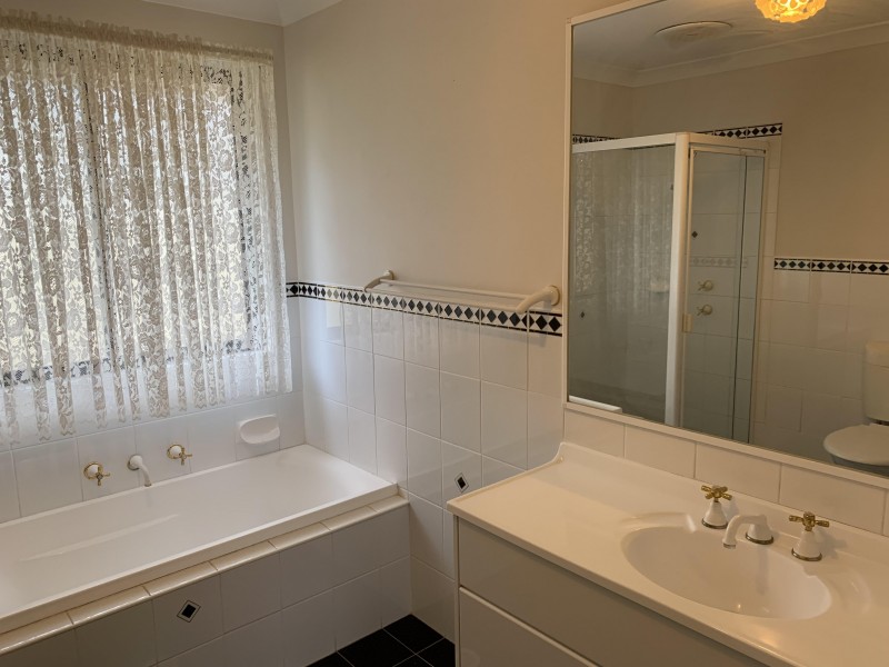 1 Ebony Link, Worrigee NSW 2540