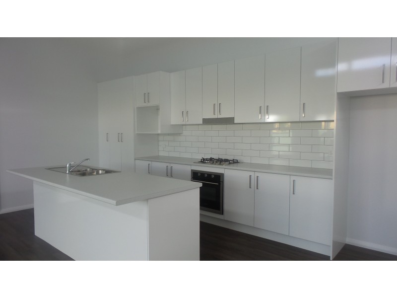 2/51 McMahons Road, North Nowra NSW 2541