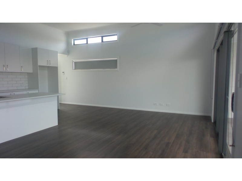 2/51 McMahons Road, North Nowra NSW 2541