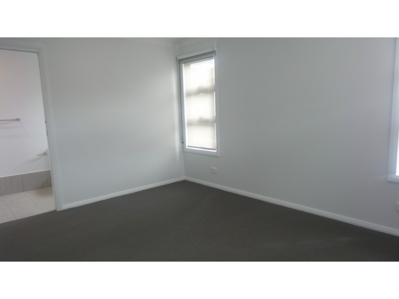 2/51 McMahons Road, North Nowra NSW 2541