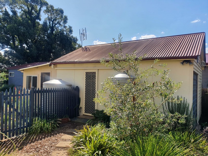 5B Leatham Avenue, Nowra NSW 2541