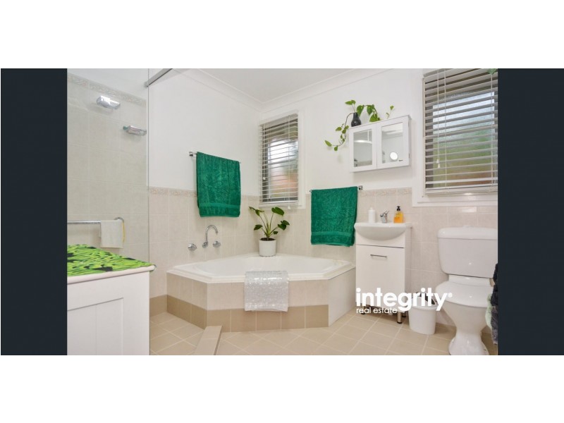 27 McDonald Avenue, Nowra NSW 2541