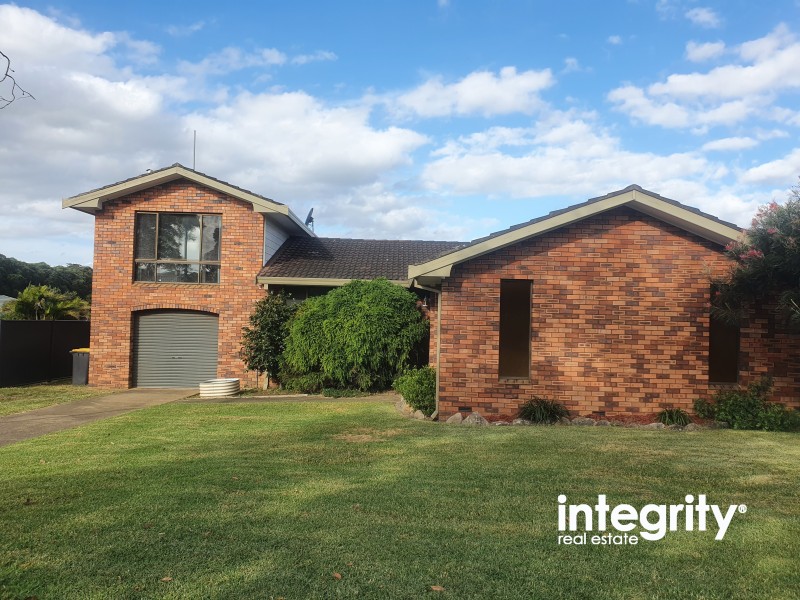 12 Jasmine Drive, Bomaderry NSW 2541