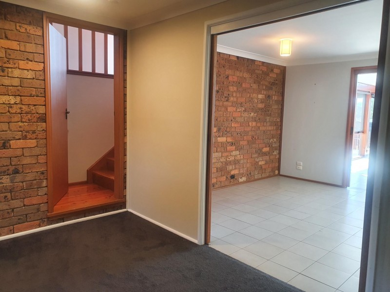 12 Jasmine Drive, Bomaderry NSW 2541