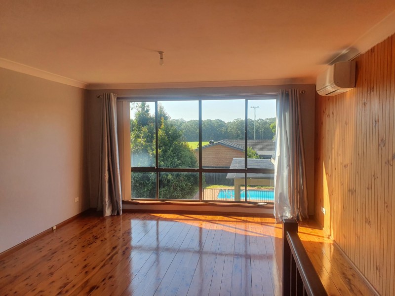 12 Jasmine Drive, Bomaderry NSW 2541