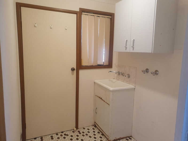 12 Jasmine Drive, Bomaderry NSW 2541