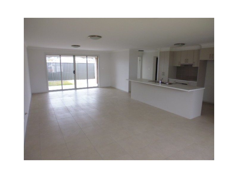 7 Wattlebird Street, South Nowra NSW 2541