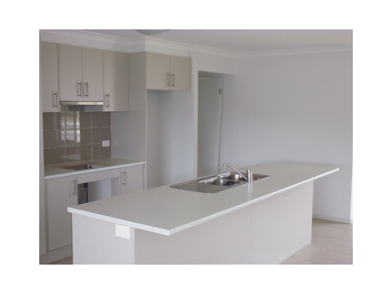 7 Wattlebird Street, South Nowra NSW 2541