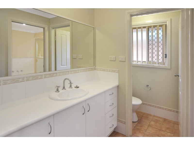 26 The Garden Walk, Worrigee NSW 2540