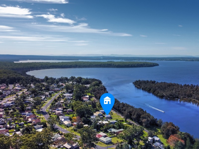 25 Fairview Crescent, Sussex Inlet NSW 2540
