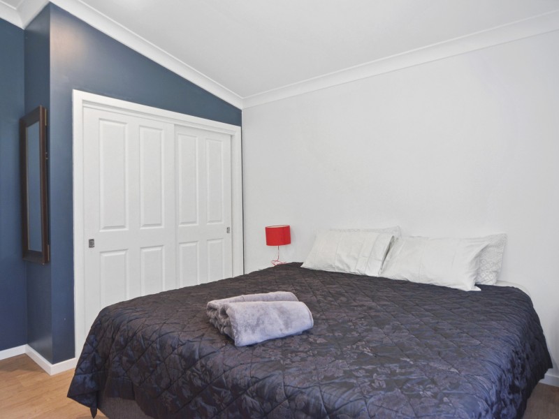 25 Fairview Crescent, Sussex Inlet NSW 2540