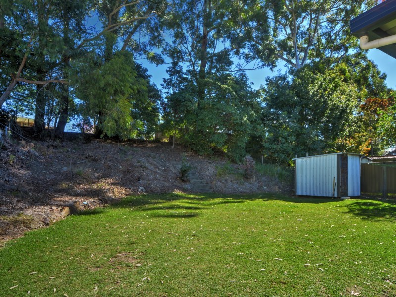 25 Fairview Crescent, Sussex Inlet NSW 2540