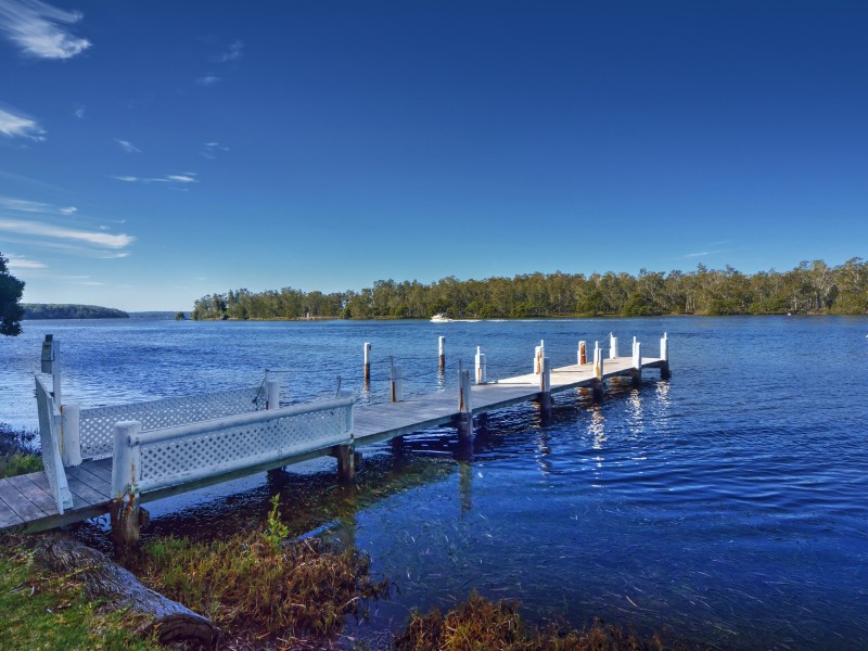 25 Fairview Crescent, Sussex Inlet NSW 2540