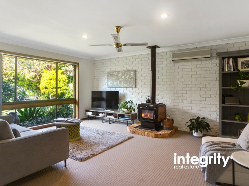 2 Chestnut Avenue, Bomaderry NSW 2541