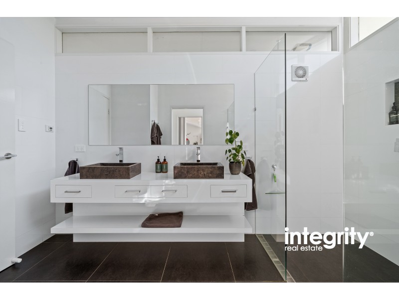 58 Illaroo Road, North Nowra NSW 2541