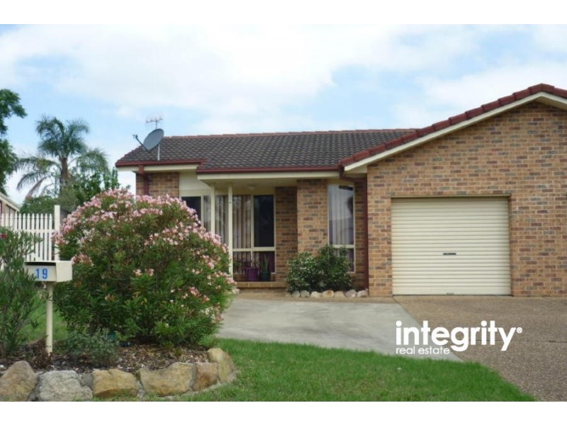 19 Cotton Palm Close, North Nowra NSW 2541