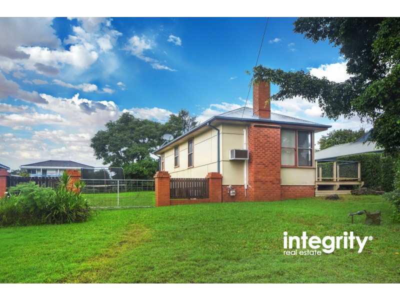 2 Leaney Avenue, Nowra NSW 2541