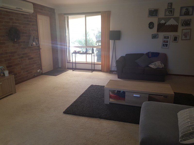 14 Regal Place, Bomaderry NSW 2541