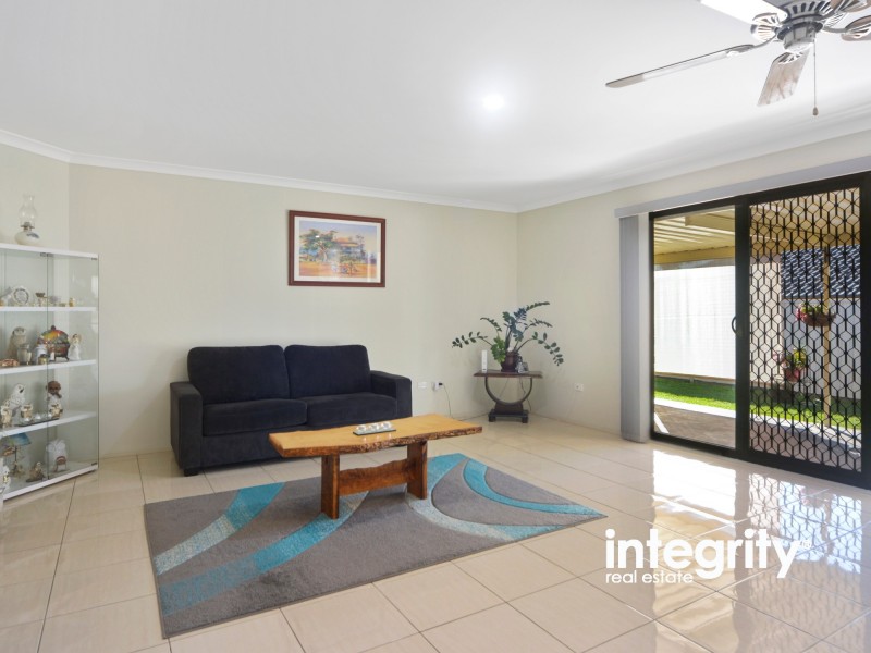 12 Warrigal Street, Nowra NSW 2541
