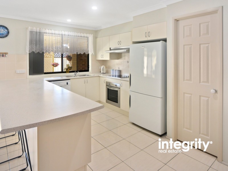 12 Warrigal Street, Nowra NSW 2541