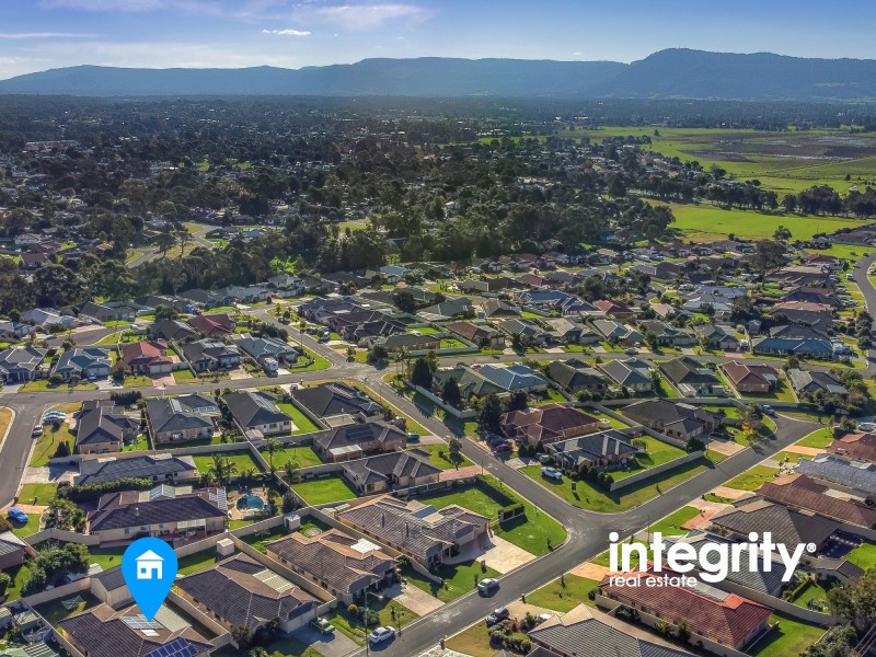 12 Warrigal Street, Nowra NSW 2541