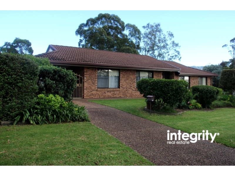 13 Farrelly Place, Bomaderry NSW 2541